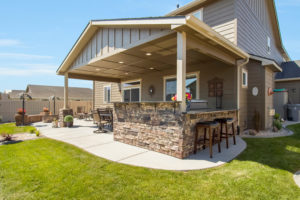 Outdoor Dining Space